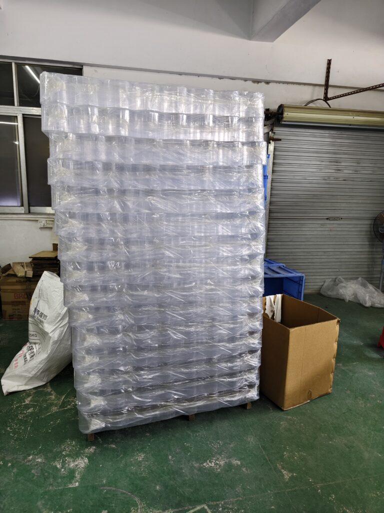 PET plastic box production workshop in China factory