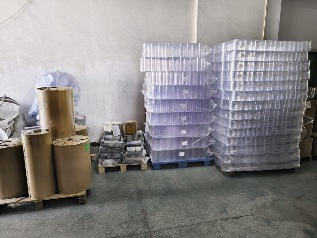 PET packaging box storage room