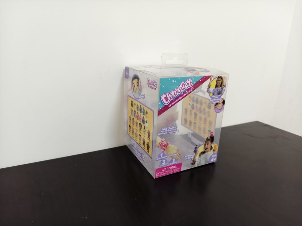 Small clear PET toy packaging box for retail display